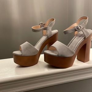 Gray platform Dress Shoes